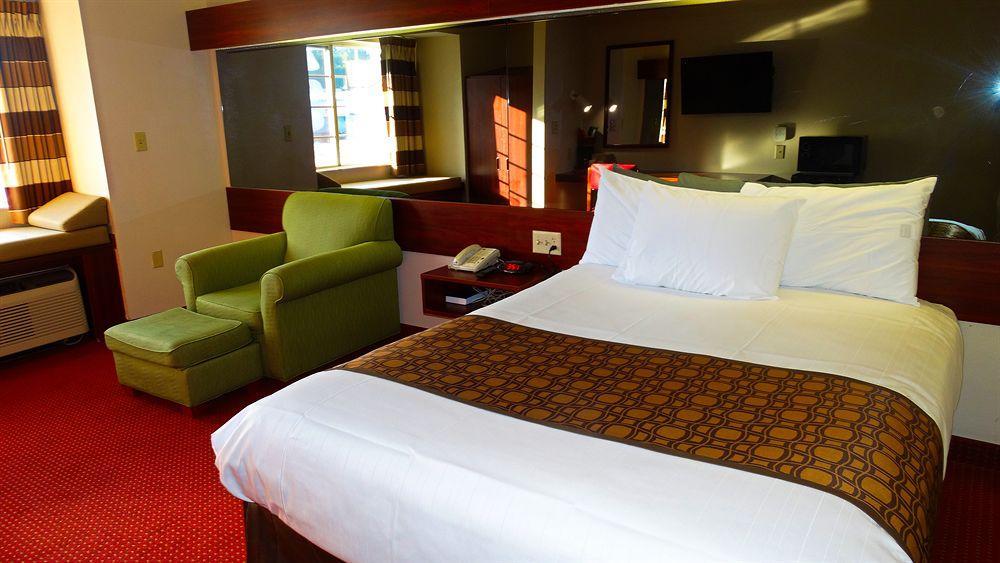 Microtel Inn & Suites By Wyndham Savannah/Pooler Eksteriør billede