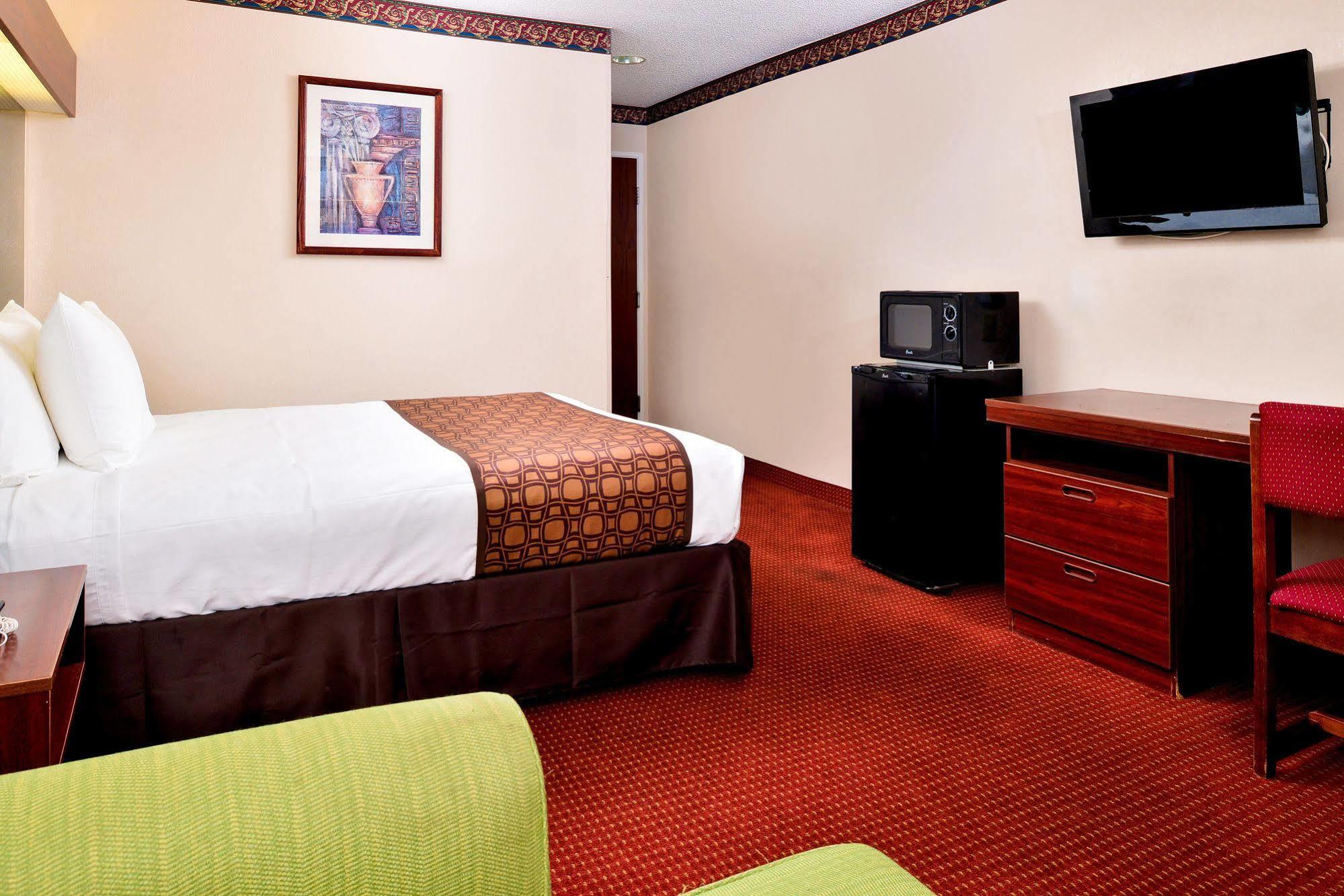 Microtel Inn & Suites By Wyndham Savannah/Pooler Eksteriør billede